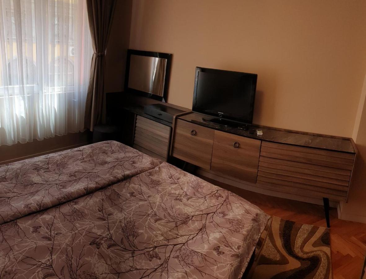 Apartment The Room Burgas City Eksteriør billede