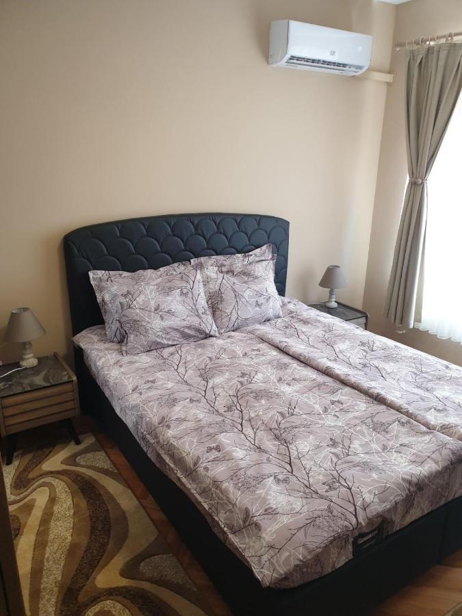 Apartment The Room Burgas City Eksteriør billede